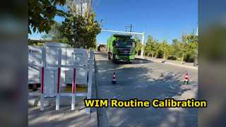 I nostri ingegneri stanno collaborando con le autorità dei trasporti sulla calibrazione di routine del sistema WIM